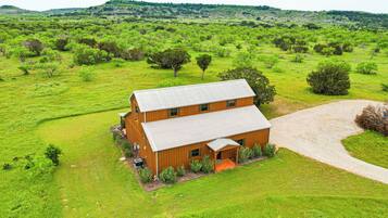 Rumah (2 Bedrooms) | Bagian depan properti