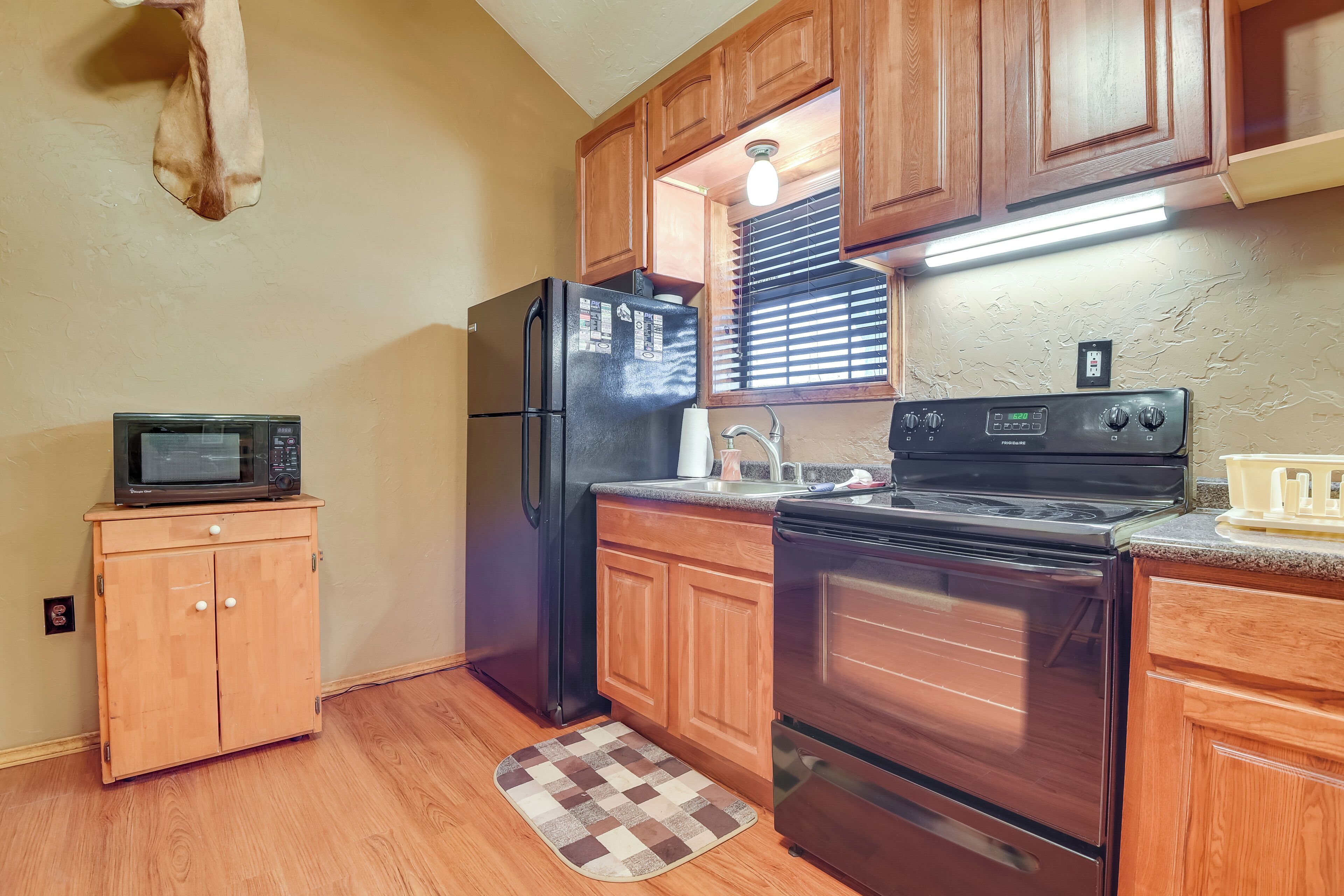 House (2 Bedrooms) | Interior