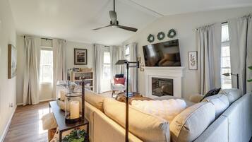 House (4 Bedrooms) | Interior