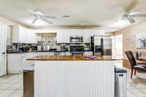 Apartemen (4 Bedrooms) | Interior