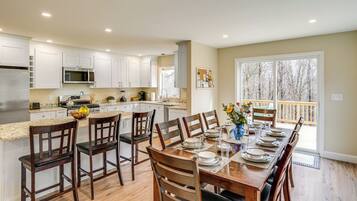 House (3 Bedrooms) | Front of property