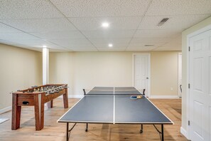 Interior - Catskills Winter Getaway w/ Game Room (Greenville)