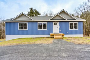 Interior - Catskills Winter Getaway w/ Game Room (Greenville)