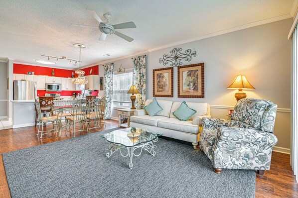 Interior - Private Patio + Resort Perks: Myrtle Beach Retreat (Socastee)