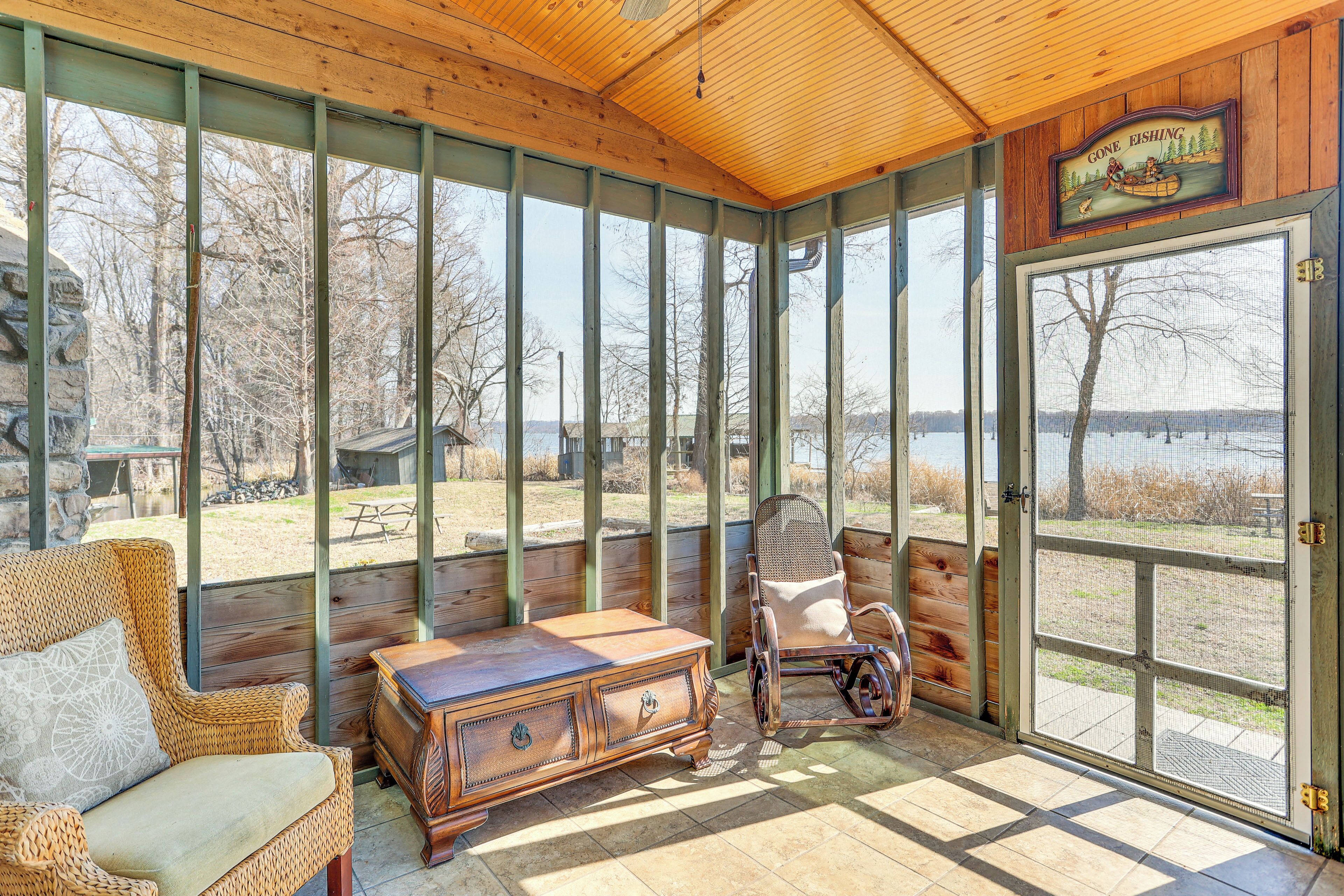 المنشأة من الداخل