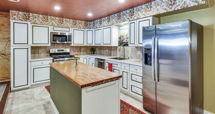 Smethport Vacation Rental w/ Fireplace & Lake View