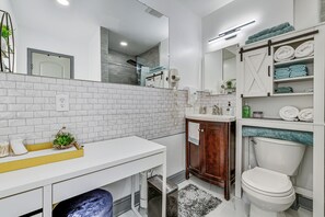 Rumah (4 Bedrooms) | Interior