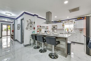 Rumah (4 Bedrooms) | Interior