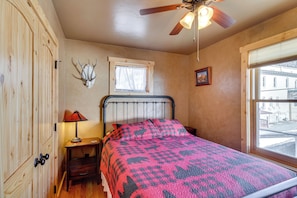 House (1 Bedroom) | Interior - Cozy Ouray Hideaway: Mountain Views, Steps to Main (Ouray)