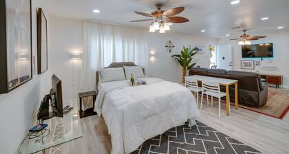 ~ 5 Mi to Downtown: Cozy Bakersfield Studio Rental