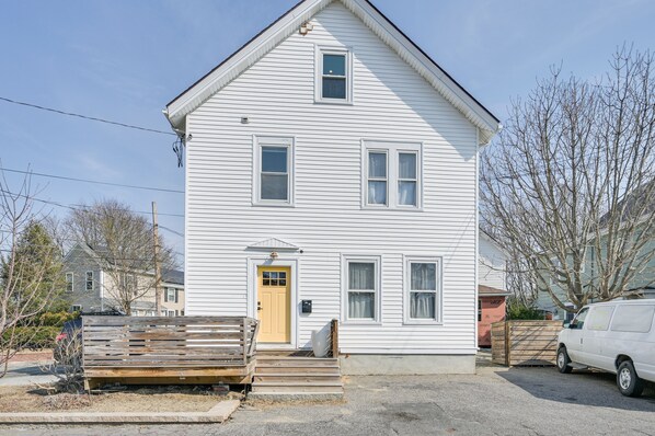 Exterior - Bright & Pet-friendly Home: 2 Mi to Harvard Square (Watertown)