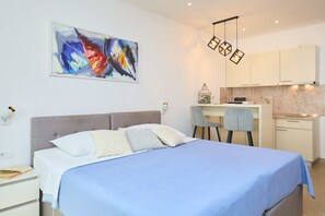 Apartment (0 Bedroom) | Iron/ironing board, free WiFi, bed sheets - Hedera Estate, Hedera Studio 3 (Dubrovnik)