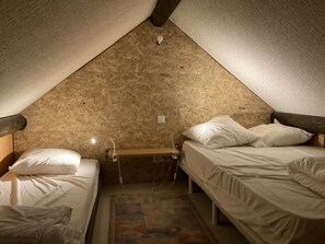 3 bedrooms, WiFi, bed sheets