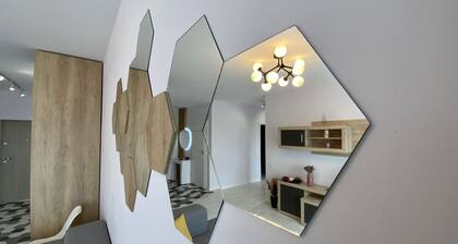 Cozy 2-bedroom apartment in adorable Oradea with WiFi, AC and free Parking