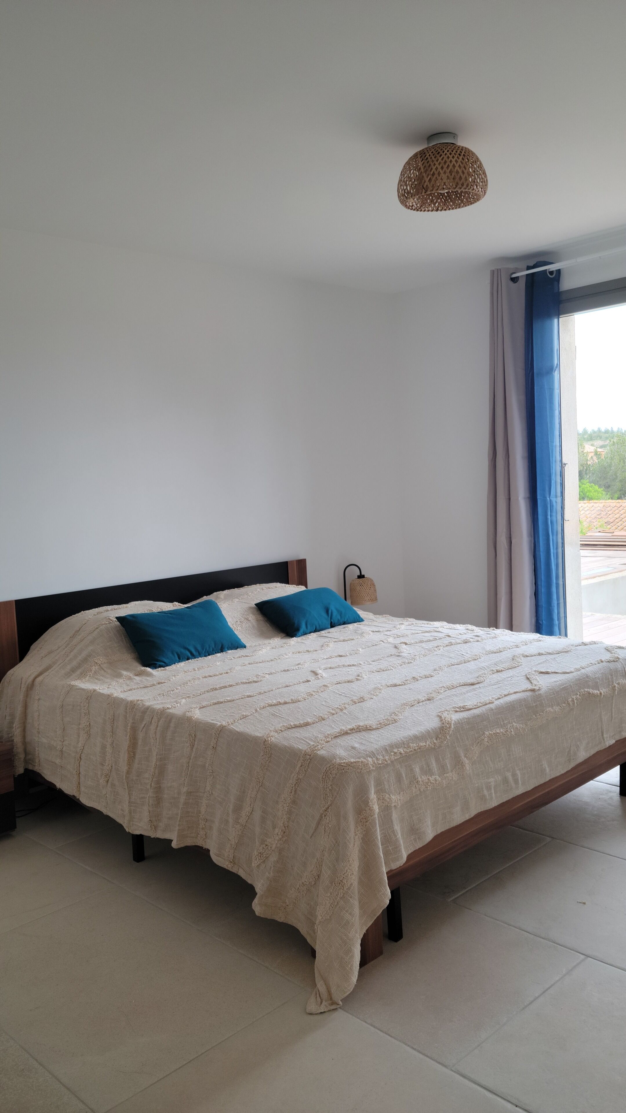 5 chambres, fer et planche à repasser, lit parapluie, Wi-Fi gratuit