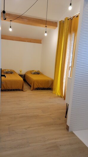 5 bedrooms, iron/ironing board, travel cot, free WiFi