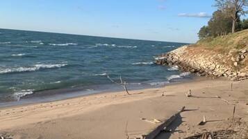 Sun loungers, beach towels
