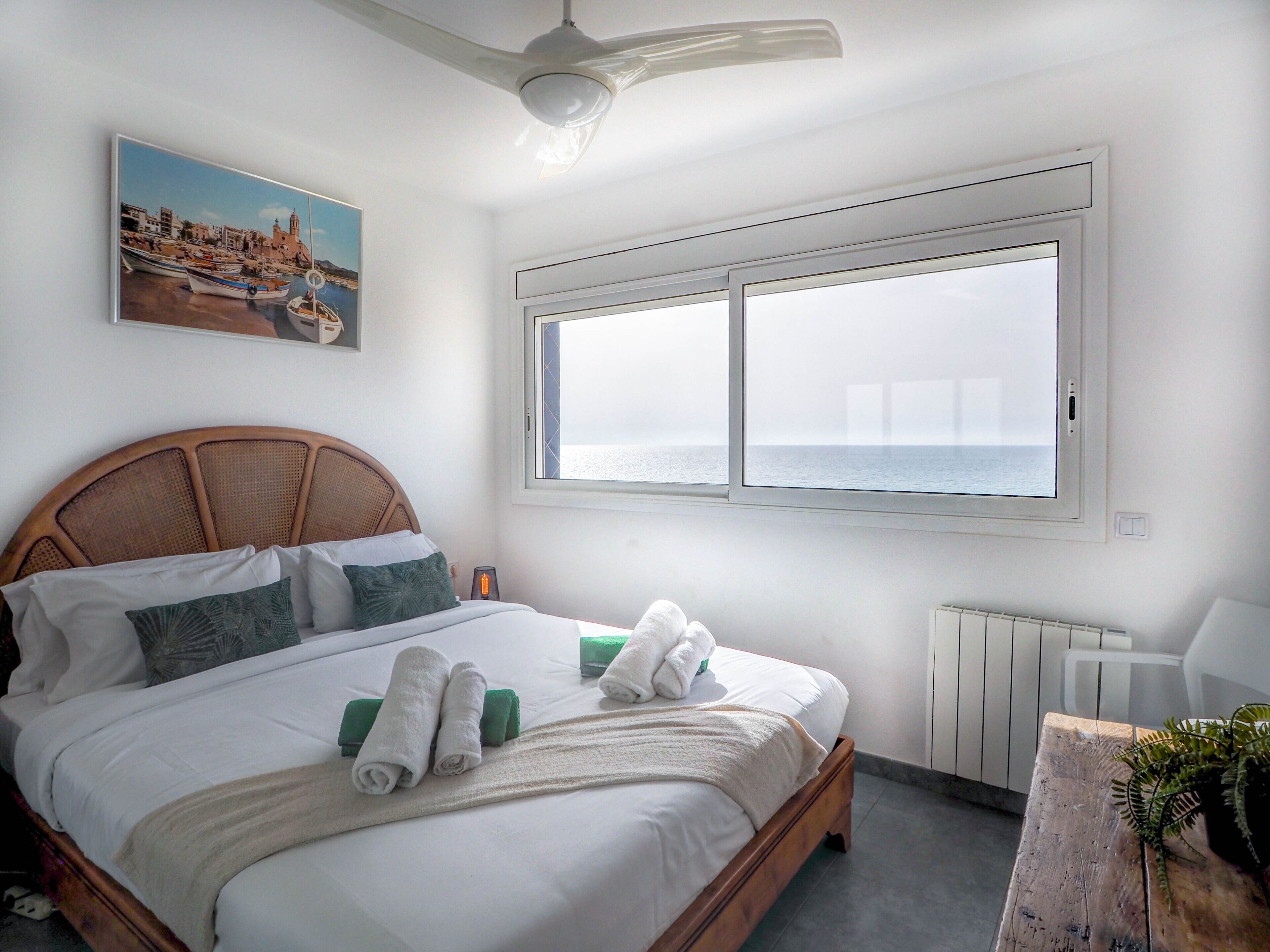 4 chambres, fer et planche à repasser, Wi-Fi gratuit, draps fournis