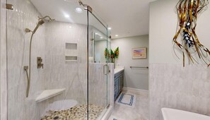 Dusche, Haartrockner, Handtücher