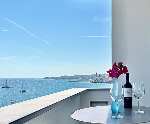 Vistas Del Mar by Hello Homes Sitges