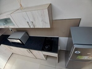Microwave, stovetop