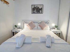 2 bedrooms, iron/ironing board, free WiFi, bed sheets - Carmen Apartment by Hello Homes Sitges (Sitges)