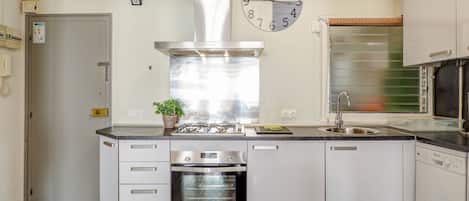 Fridge, microwave, oven, dishwasher