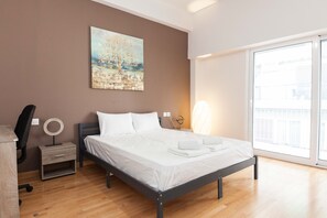2 bedrooms, iron/ironing board, free WiFi