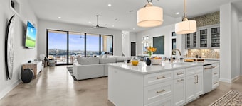 The Enclave | Kid's Play Zone | Game Room | Infinity Pool + Spa | 9 Mi to Winery