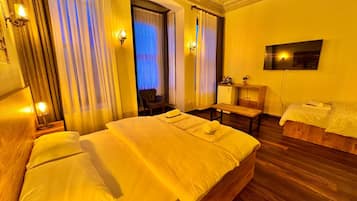 Standard Family Room | Hochwertige Bettwaren, Minibar, Schreibtisch