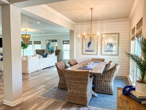 Dining - Beach Boardwalk! Steps to the Beach! Private Salt Water Pool! Dogs Allowed! (Port St. Joe)