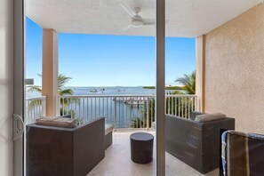 Interior - Ocean Front Presidential Suite | Beachside Resort (Key West)