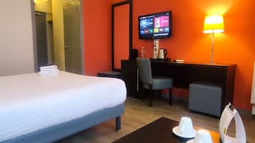 Chambre Double Supérieure | Literie de qualité supérieure, décoration personnalisée