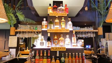 Bar (en la propiedad)