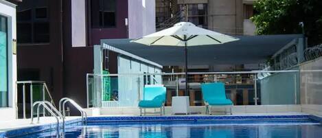 Indoor pool, outdoor pool