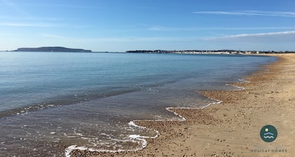 Sanderlings - holiday home close to beach