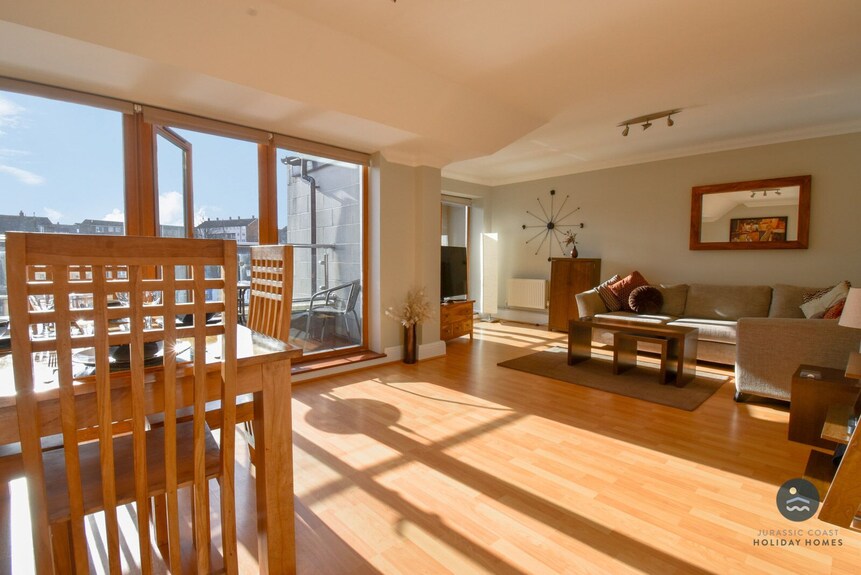 Townbridge Penthouse - Weston