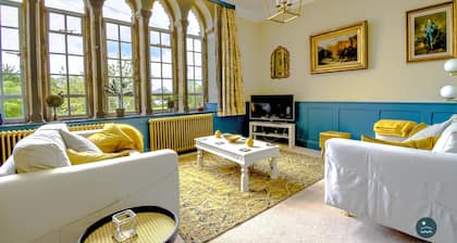 The Old Chapel - Exclusive Retreat