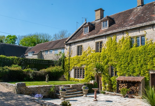 Poxwell Manor West Wing - Exclusive Dorset Retreat