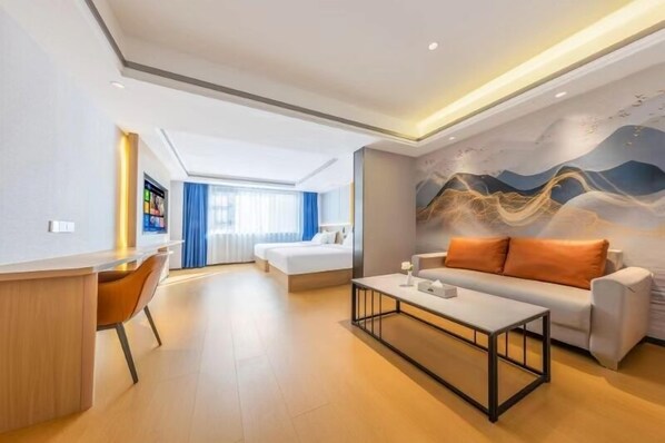 Deluxe-Zimmer, 2 Doppelbetten, Nichtraucher | Zimmersafe, Verdunkelungsvorhänge, kostenloses WLAN