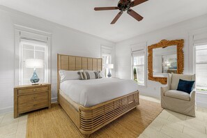 4 Schlafzimmer, Bügeleisen/Bügelbrett, kostenloses WLAN, Bettwäsche