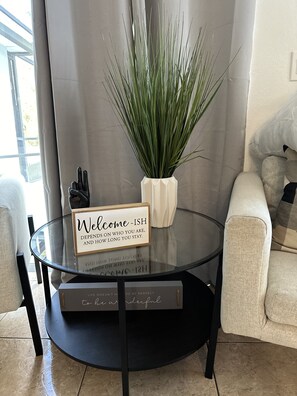 Interior - HOME AWAY FROM HOME - PETS ALLOWED - CLOSE TO THEME PARKS (Davenport)