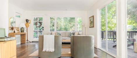 Smart TV, books, music library, video library