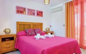 1 室のベッドルーム、アイロン / アイロン台、旅行用ベビーベッド、WiFi (無料)