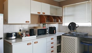 Appartement, 1 chambre, balcon, vue sur la montagne | Restauration