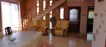 Hajnal Apartment