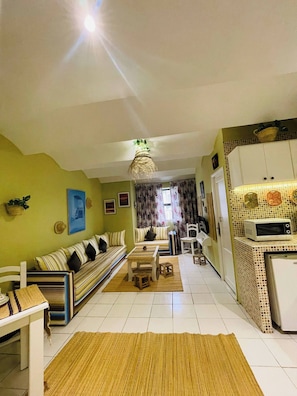 Apartamento, 2 quartos, para fumantes | Sala de estar