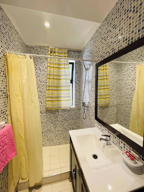 Apartamento, 2 quartos, para fumantes | Banheiro