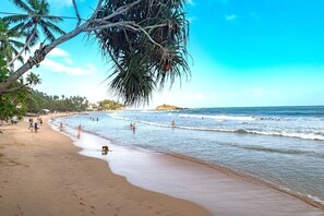 Beach - DREAM PALACE FAMILY GUEST HOUSE (Mirissa)