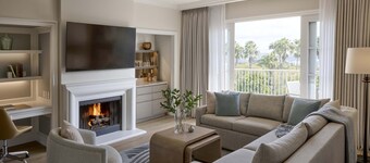 Four Seasons Aviara one bedroom /with living area /kitchen/dining / 2 bathrooms